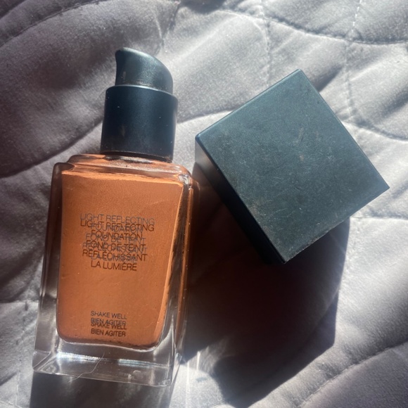 Nars Light Reflecting Foundation - Namibia - Picture 3 of 4